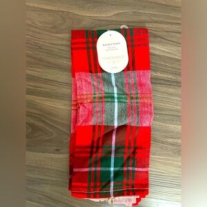 Threshold Festive Red and Green Plaid Towel-NWT